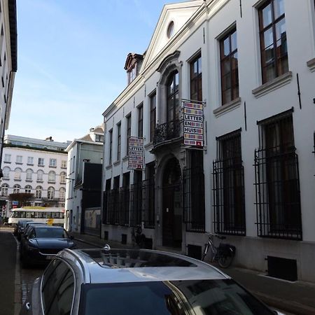 Central Chic Antwerp Apartment Exterior photo